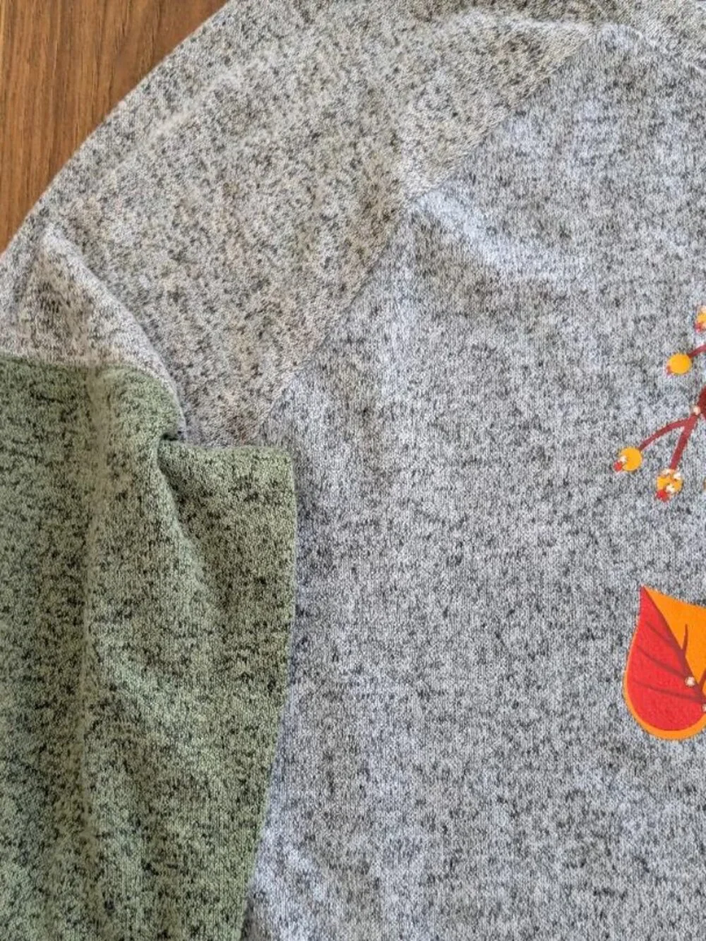 Kate Park Crafty Farmhouse Color Block Gray, Beige Green Pumpkin Pullover PXL
